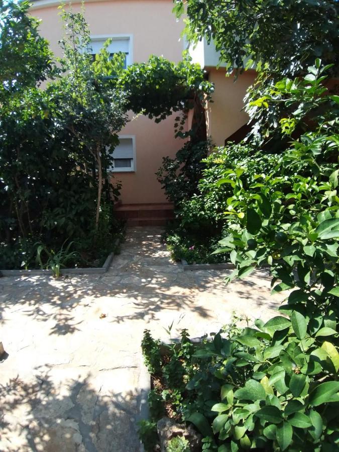 Apartmani Kutlesa Vodice Exterior photo