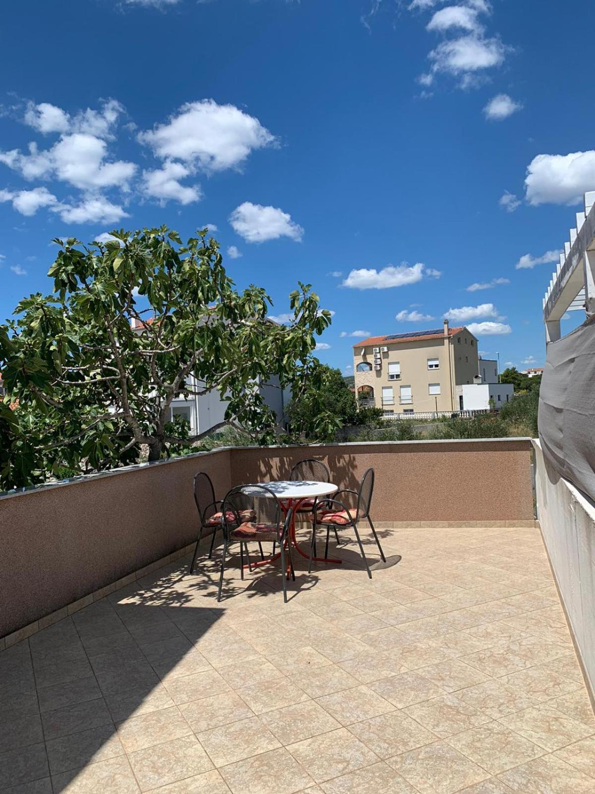 Apartmani Kutlesa Vodice Exterior photo